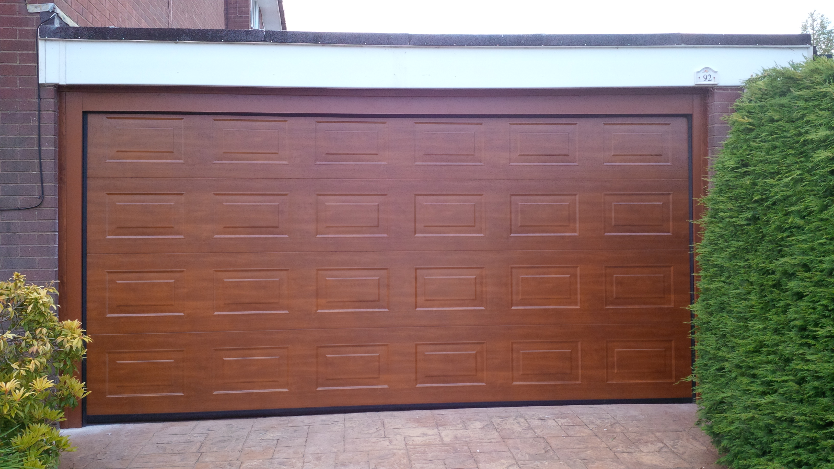 Light Oak Georgian Insulated Sectional Garage Door
